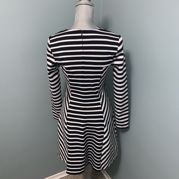 MICHEAL MICHAEL KORS fit and flare striped long sleeve mini Dress size 4 skater - Picture 6 of 12